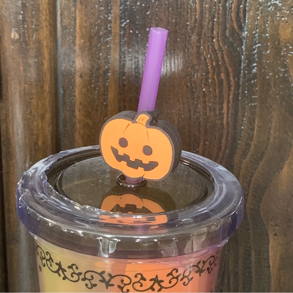 Hello Kitty Pumpkin Patch Halloween Tumbler with Jack O’Lantern Straw Charm - Picture 2 of 10